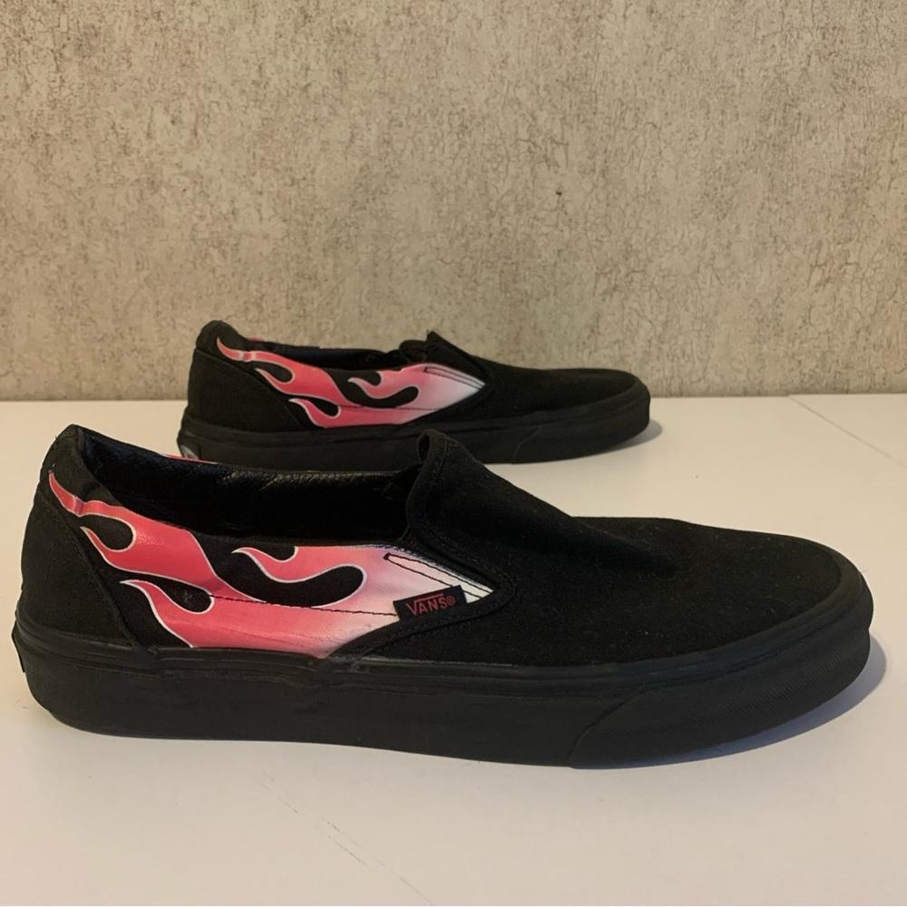 Vans slip on Black Sneakers with pink flame women’s size 8 - Picture 6 of 11